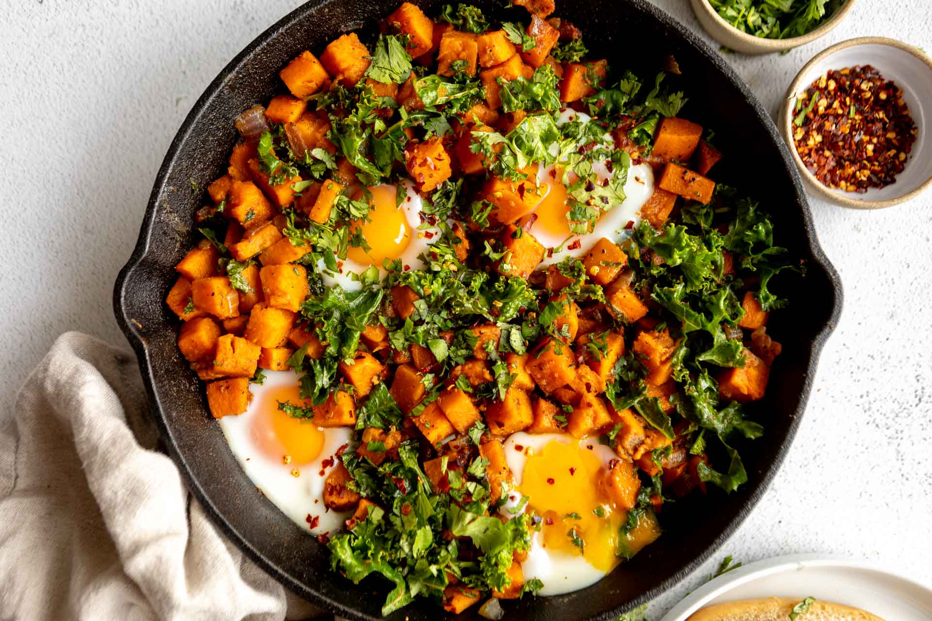 Easy Sweet Potato Kale Hash: Your Go-To for Healthy Weeknight Dinners